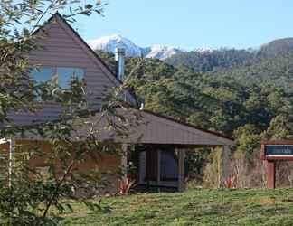 Exterior 2 Jarrah Lodge