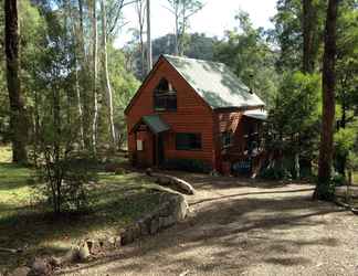 Exterior 2 Kookas Cottage