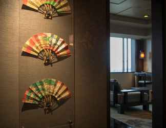 Lobi 2 Hotel Mystays Premier Narita