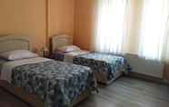 Bedroom 6 Bahar Hostel