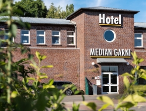 Exterior 4 Median Hotel Garni