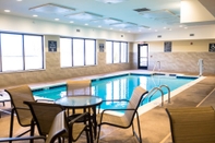 Swimming Pool Best Western Plus Centralia Hotel & Suites