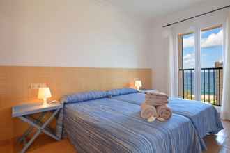 Kamar Tidur 4 Luxurious Sea Front Villa in Mallorca