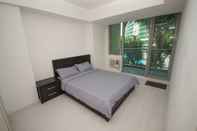 Kamar Tidur iRise at Azure Urban Resort Residences