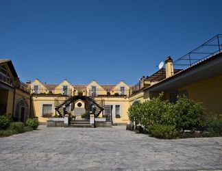 Bangunan 2 Agriturismo Il casale delle Ginestre