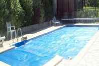 Swimming Pool Logis Hotel Les Tilleuls