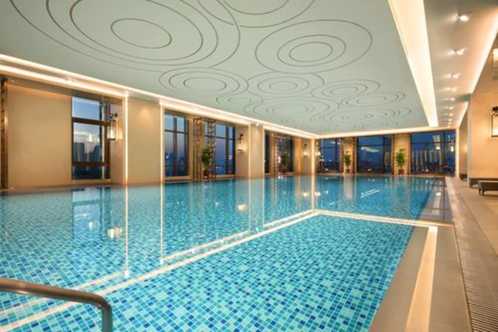 Swimming Pool Shangri-La Jinan