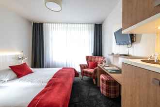Bedroom 4 Weinstadt-Hotel