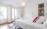 Bedroom 3 Casa da Barroca: spacious A-location designer loft