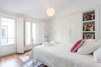 Bedroom Casa da Barroca: spacious A-location designer loft