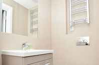 In-room Bathroom Fitzroy Serviced Apartments