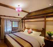 Bedroom 6 The Purplevine Inn Lijiang