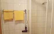 In-room Bathroom 5 Müritz-Pension Waren