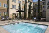 Swimming Pool Residence Inn by Marriott Redwood City San Carlos