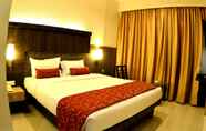Kamar Tidur 2 Hotel Vinamra Residency