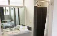 Toilet Kamar 4 Northside Hotel Albury