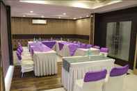 Functional Hall Hotel Samrat