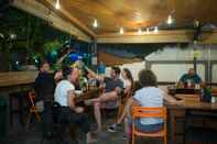 Bar, Cafe and Lounge Ostello Bello Bagan Pool