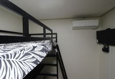 Bedroom 7 Bunk Guesthouse-Hostel2