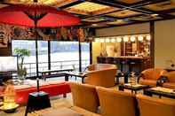 Quầy bar, cafe và phòng lounge Ryokan & Sauna Yorzuya Hita