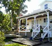 Exterior 2 Harbour View Cottage B&B