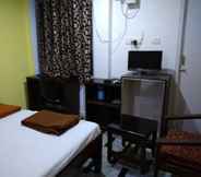 Kamar Tidur 2 Hotel Shriram