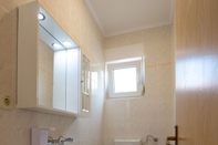 In-room Bathroom Apartments Klaric