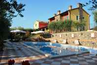 Swimming Pool Tenuta Fortelongo