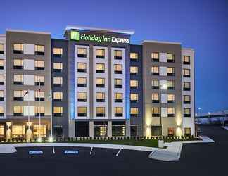 Exterior 2 Holiday Inn Express Niagara-On-The-Lake, an IHG Hotel