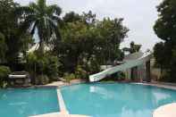 Kolam Renang MelSol Hotel