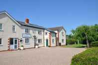 Exterior Bridleways Guest House & Holiday Homes