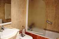 In-room Bathroom 147 Punta Marines