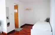 Kamar Tidur 4 Grayhaus Guest House