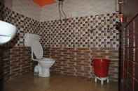 In-room Bathroom Hotel Dogra Residency Bar and Resturant