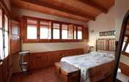 Kamar Tidur 5 Casa Rural Rosa