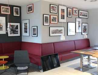 Lobby 2 Campanile Leipzig Halle Airport