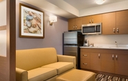 Common Space 4 Microtel Inn & Suites by Wyndham Oyster Bay