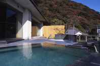 Kolam Renang Shimoda Itoen Hotel Hanamisaki