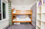 Kamar Tidur 6 Charming Peaceful 2 Bed with Parking and Garden