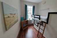 ห้องนอน Victorian House 2 Bed 2 Bath Next to Barbican Tube