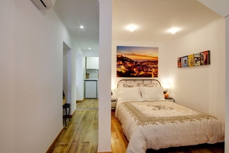 Bedroom 4 Cozy 1 Bed in the Heart of Alfama w Aircon