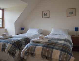 Bedroom 2 Highland Holiday Homes - Tulloch Ard