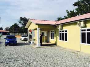 Exterior 4 D'Pantai Homestay Kuala Sg. Baru