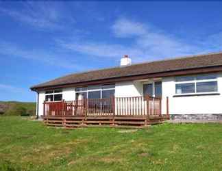 Exterior 2 Steading Holidays - Ceol na Mara