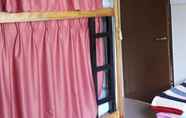 Kamar Tidur 5 Escape Backpackers KK