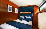 Bedroom 6 VIP Paris Yacht Hotel