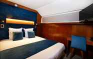 Kamar Tidur 5 VIP Paris Yacht Hotel