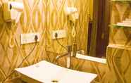 In-room Bathroom 6 Kamlesh Continental