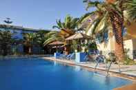 Swimming Pool Efstathia Hotel