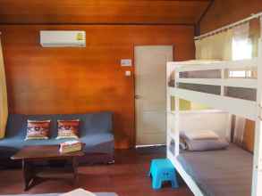 Bilik Tidur 4 Coco Beach Bungalows